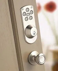 State Locksmith Services Cincinnati, OH 513-494-3063 - comm-01
